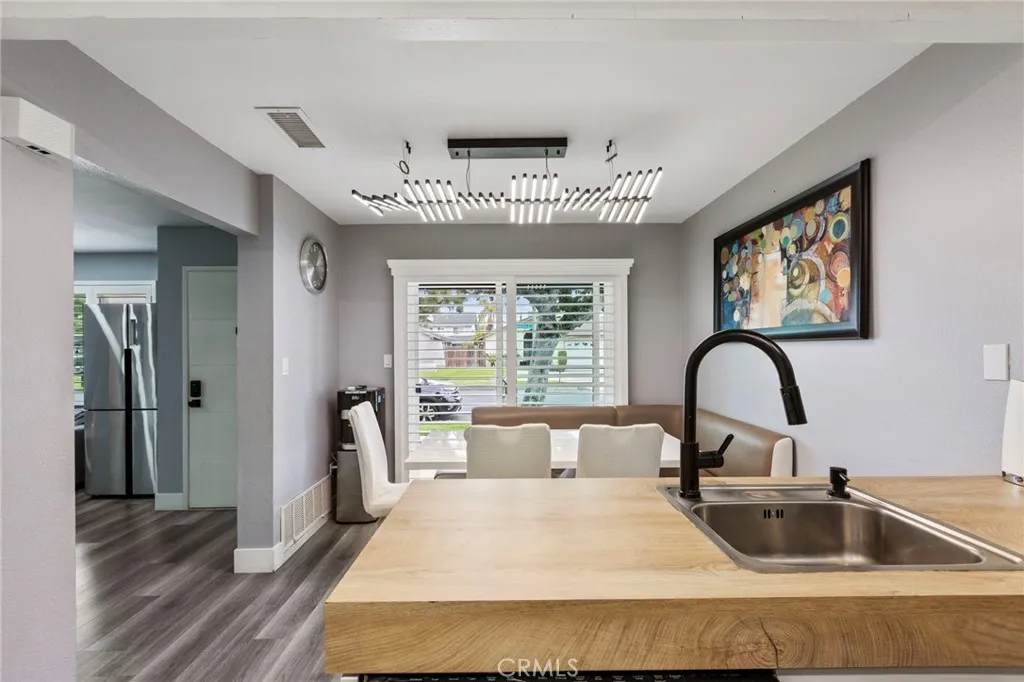 Additional image 12 of 2215 E Avalon Ave, Santa Ana, CA 92705