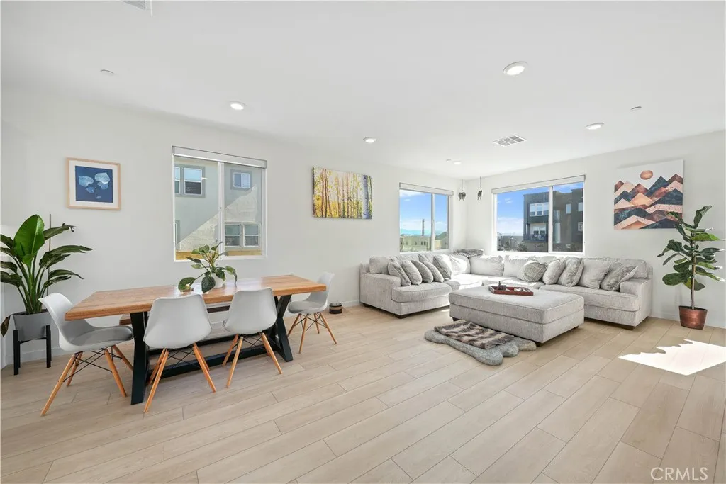 Additional image 7 of 27586 Manzanita Way, Valencia, CA 91381