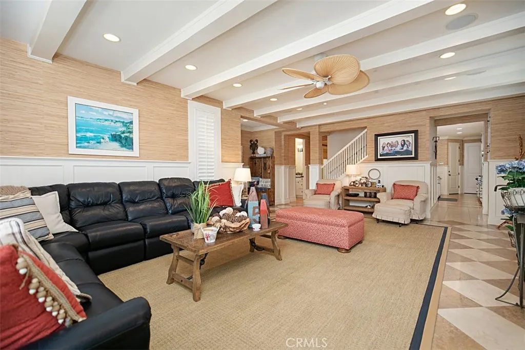 Additional image 11 of 208 E Balboa Boulevard, Newport Beach, CA 92661