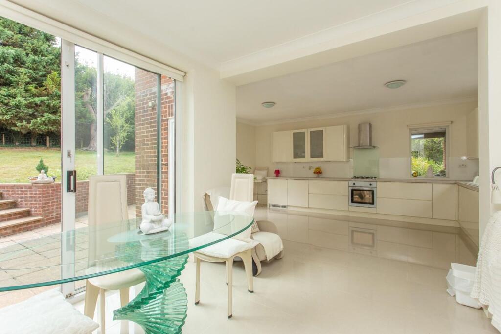 Additional image 9 of Common Lane, River, CT17