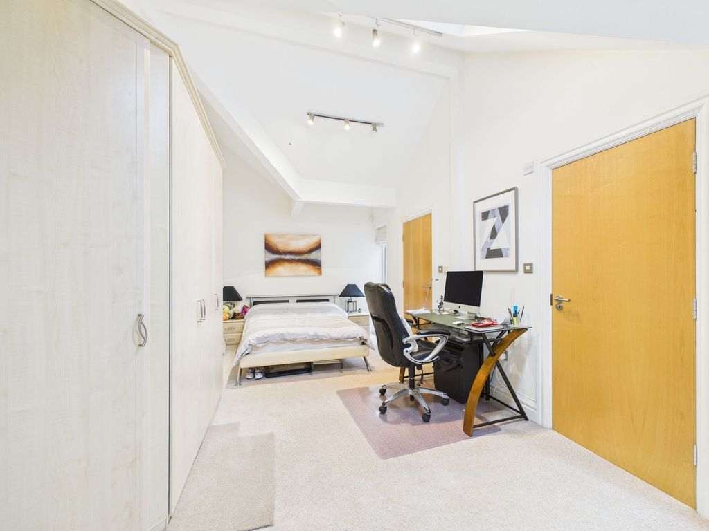 Additional image 29 of 2 bed flat for saleBeech Lane, Calderstones, Liverpool. L18