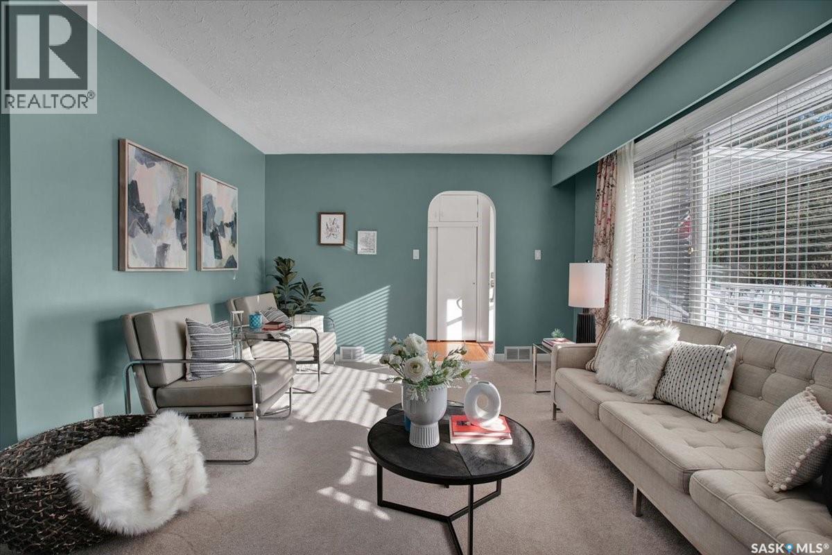 Additional image 6 of 2102 Victoria Avenue, Saskatoon, SK, S7J0W7