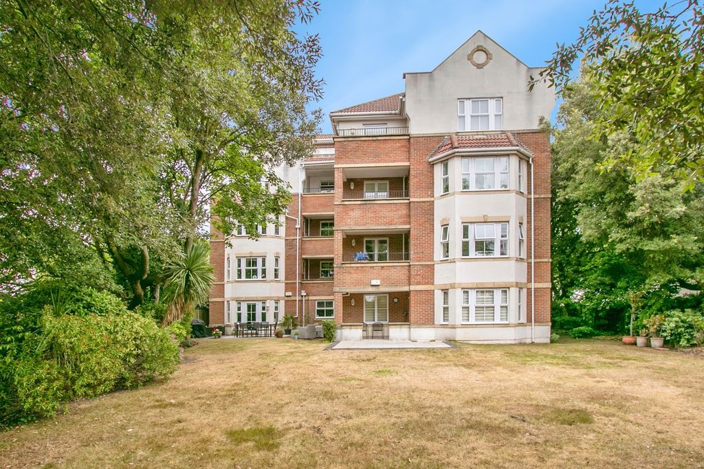Additional image 2 of 4 bed flat for saleGrove Road, Bournemouth, Dorset BH1