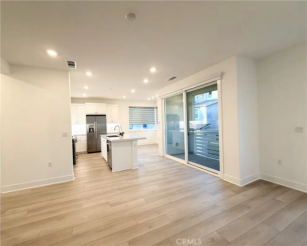 Additional image 19 of 209 Yerba, Irvine, CA 92618