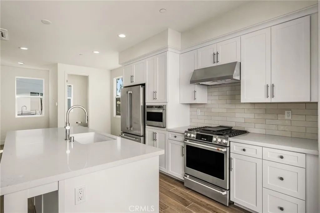 Additional image 45 of 19031 Main St #101, Huntington Beach, CA 92648