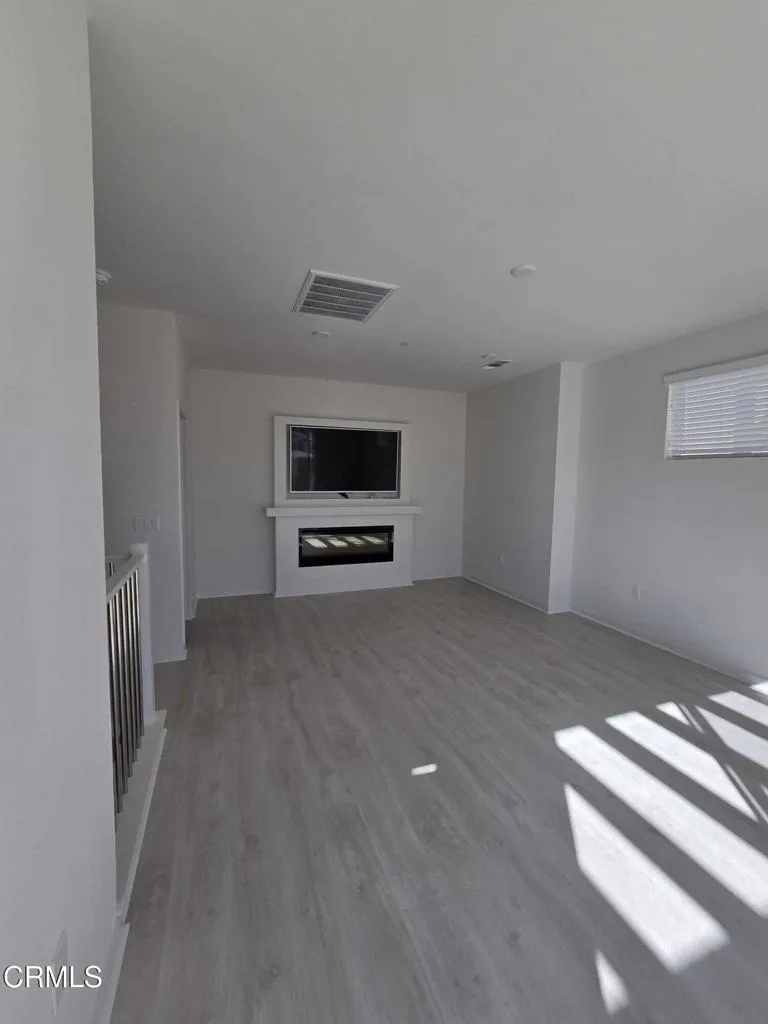 Additional image 69 of 711 Winchester Drive, Oxnard, CA 93036