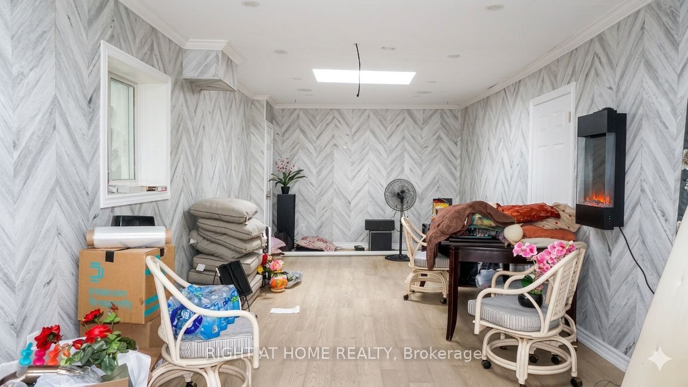 Additional image 4 of 37 Banda Square E, Toronto, ON, M9V 1Z4