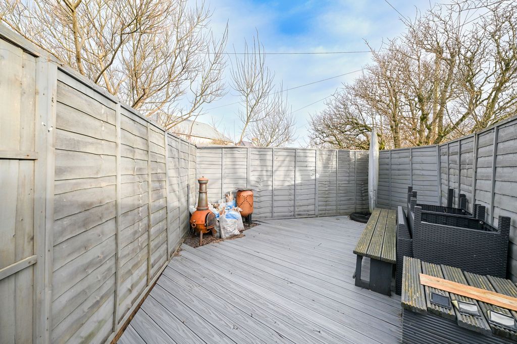 Additional image 34 of 3 bed terraced house for saleBruce Crescent, Lerwick, Shetland ZE1