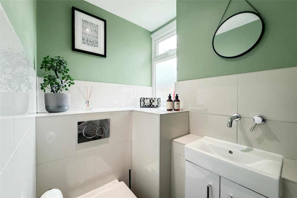 Additional image 3 of Eastmoor Park, Harpenden, Hertfordshire, AL5