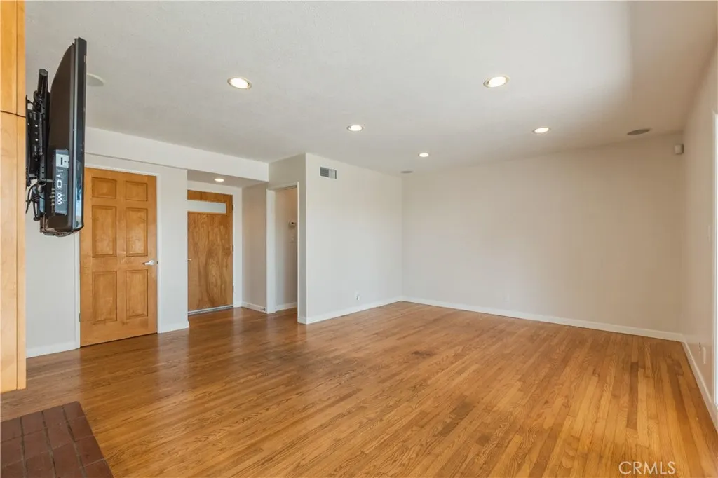 Additional image 6 of 828 Stevely Ave, Long Beach, CA 90815