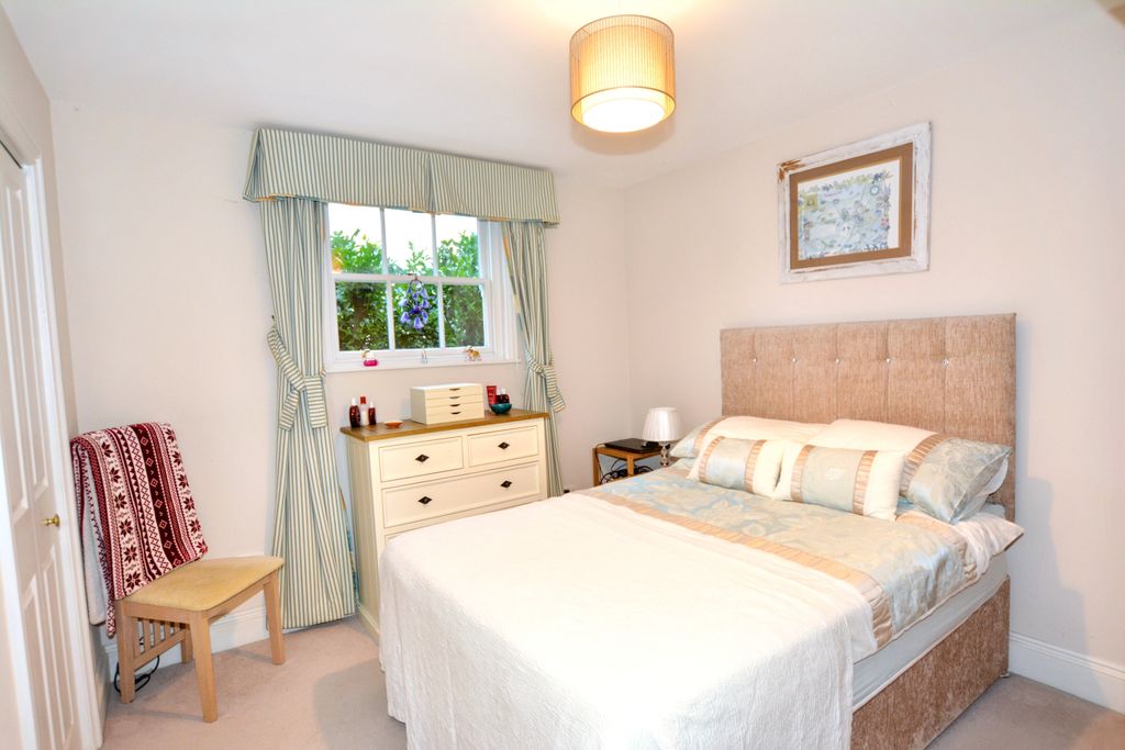 Additional image 11 of 2 bed flat for saleHill House Lodge, Burgage Lane, Southwell NG25