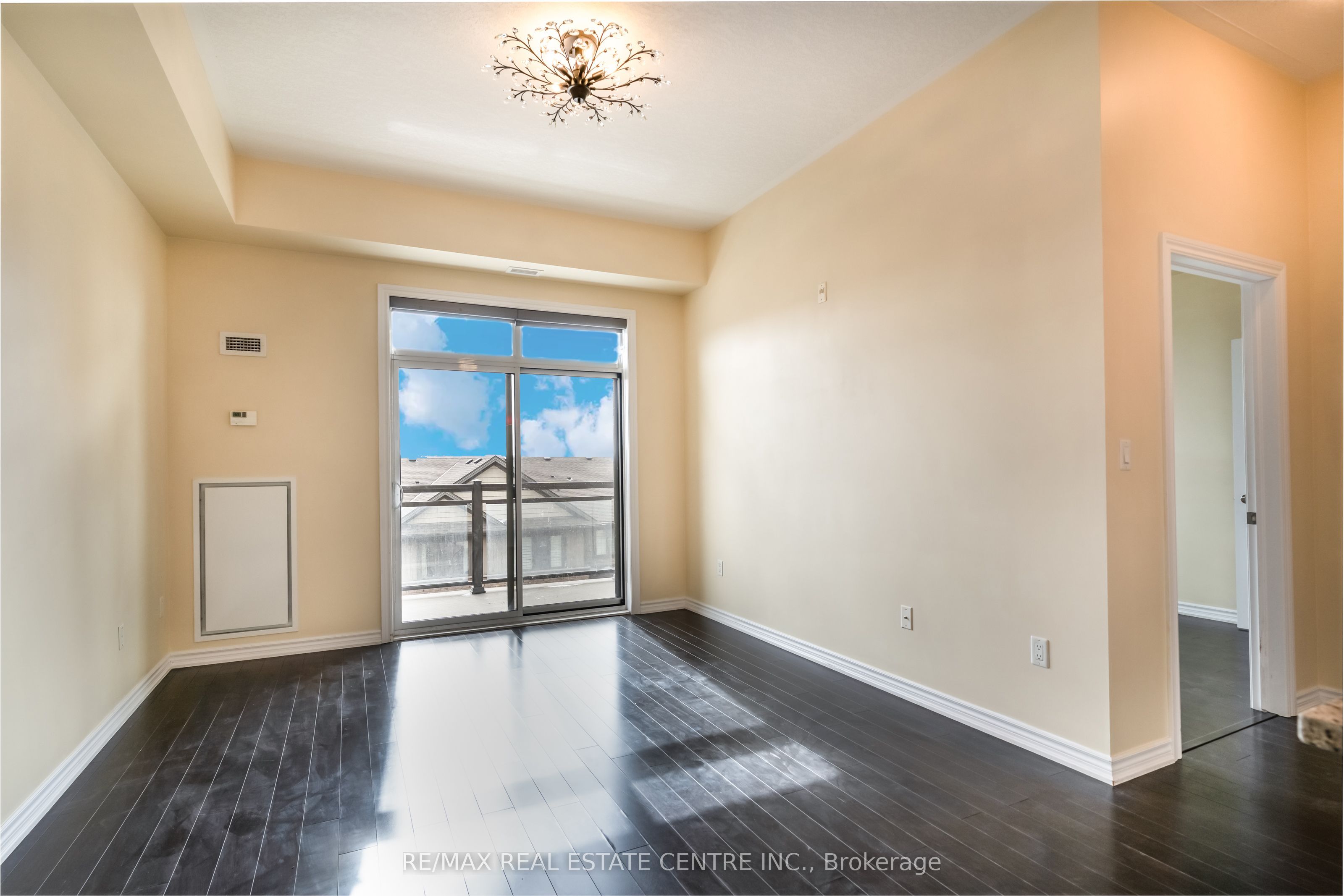 Additional image 4 of 413-35 Southshore Crescent, Hamilton, ON, L8E 0J2