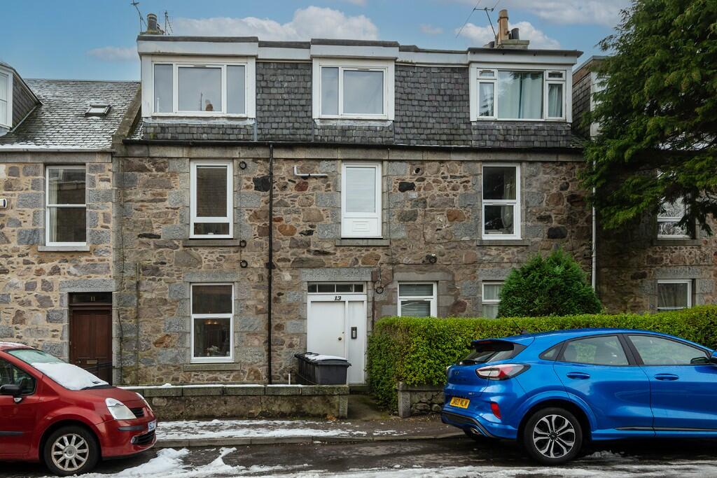 Nellfield Place, Aberdeen, AB10