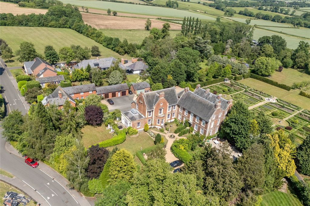Additional image 25 of 5 bed detached house for saleChestnut Drive, Stretton Hall, Oadby, Leicester LE2