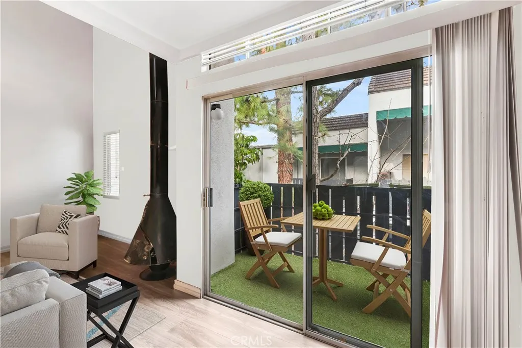 Additional image 8 of 18645 Hatteras, Tarzana, CA 91356