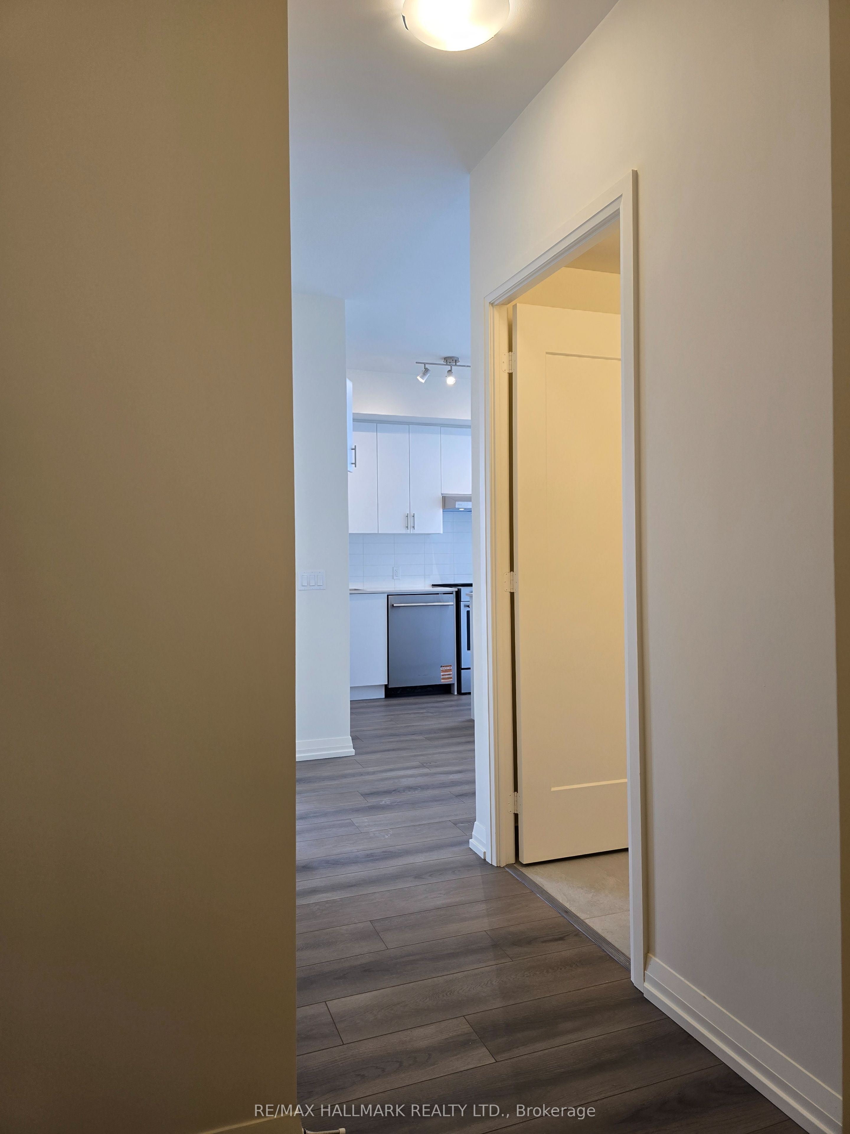 Additional image 3 of 2409-27 Korda Gate, Vaughan, ON, L4K 0P6