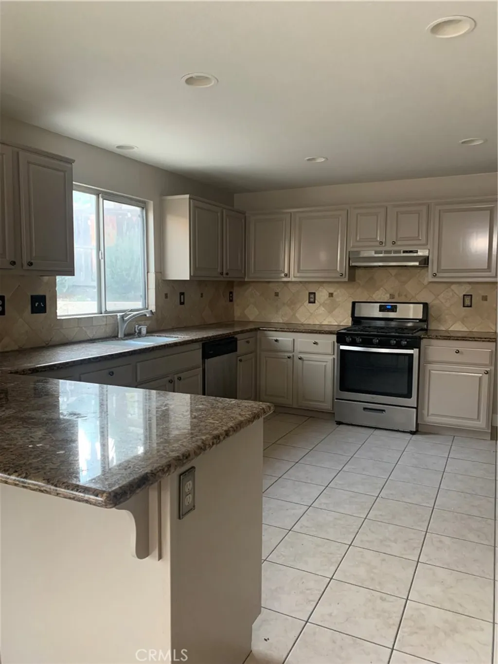 Additional image 10 of 120 Buckthorn Way, Corona, CA 92881