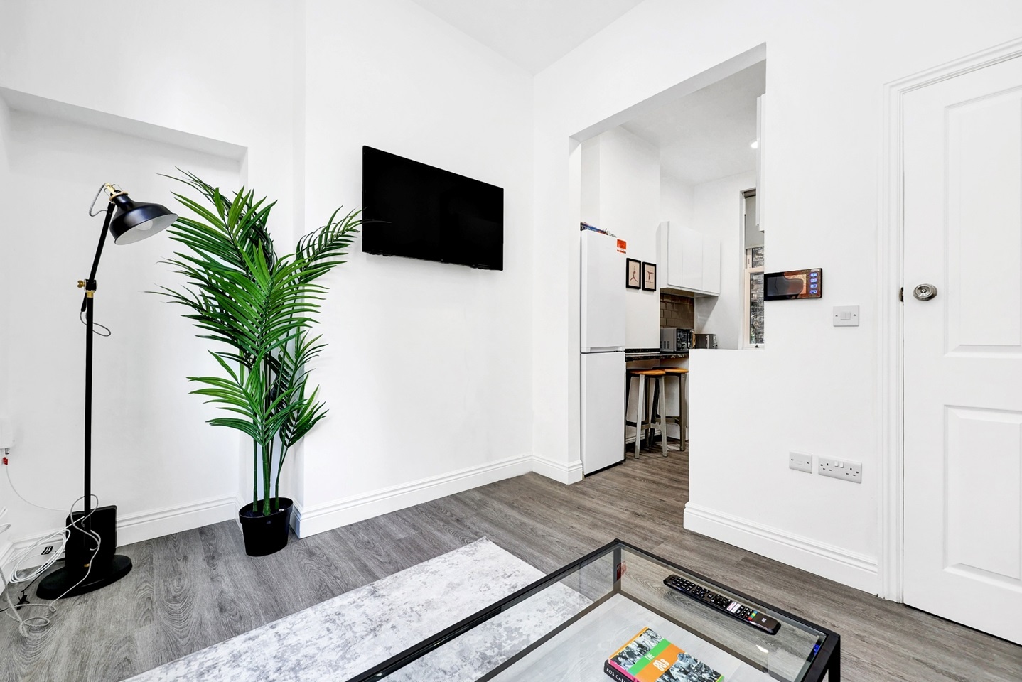 Additional image 18 of 2 Bed Flat, Rivington Street, EC2A, N1 7GU