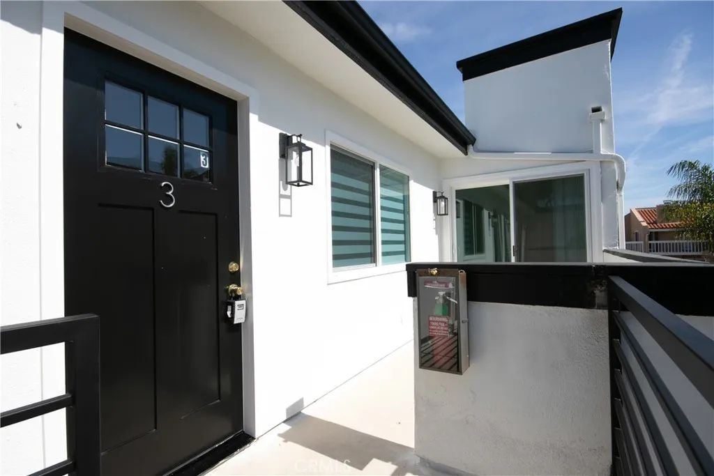 Additional image 3 of 16681 Sims Lane Unit 3, Huntington Beach, CA 92649