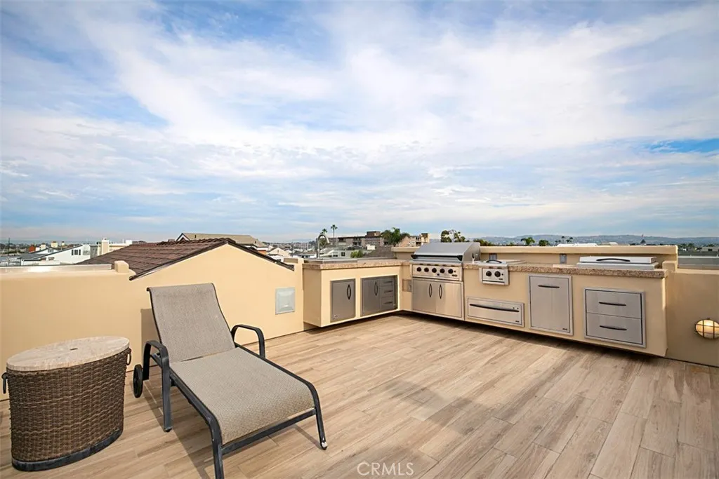 Additional image 85 of 208 E Balboa Boulevard, Newport Beach, CA 92661