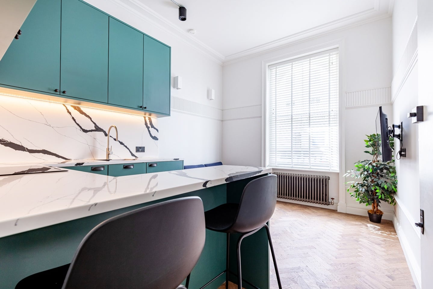 Additional image 4 of 2 Bed Flat, Winchester Street, SW1V, N1 7GU