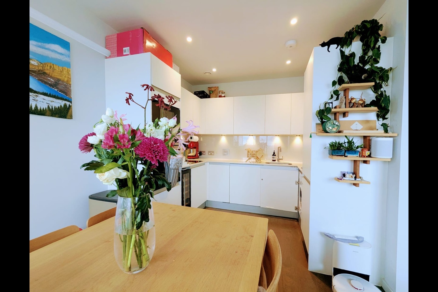 Additional image 2 of 2 Bed Flat, York Way, N7, N1 7GU