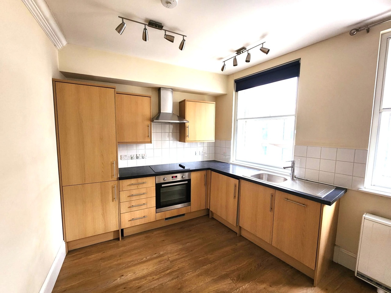 Additional image 3 of 3 Bed Flat, Cannon Street, EC4N, N1 7GU