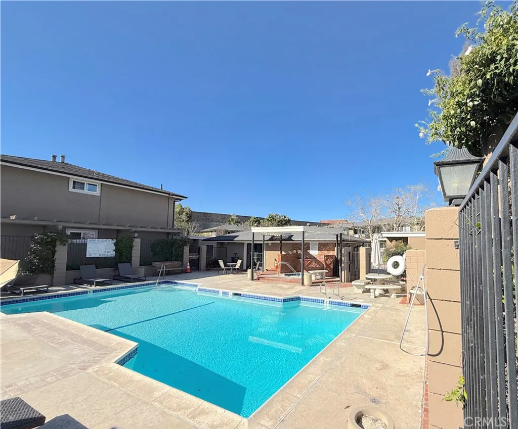 Additional image 9 of 660 S Glassell St Unit 24, Orange, CA 92866