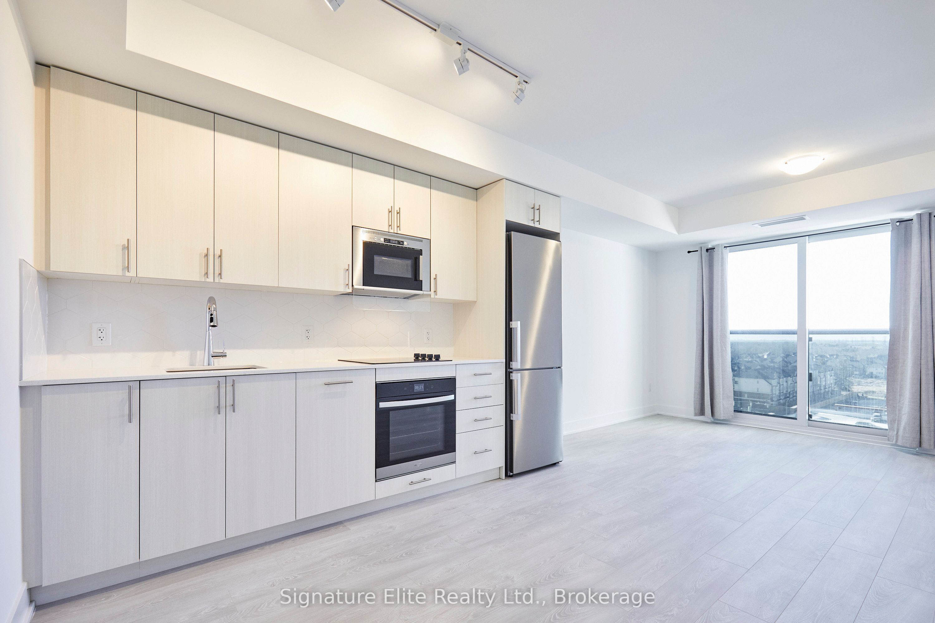 Additional image 2 of 809-2545 Simcoe Street N, Oshawa, ON, L1H 7K4