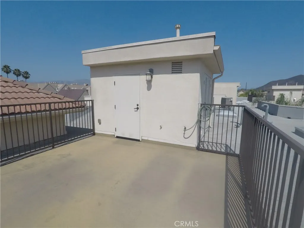 Additional image 38 of 10640 Woodbridge Street Unit PH2, Toluca Lake, CA 91602