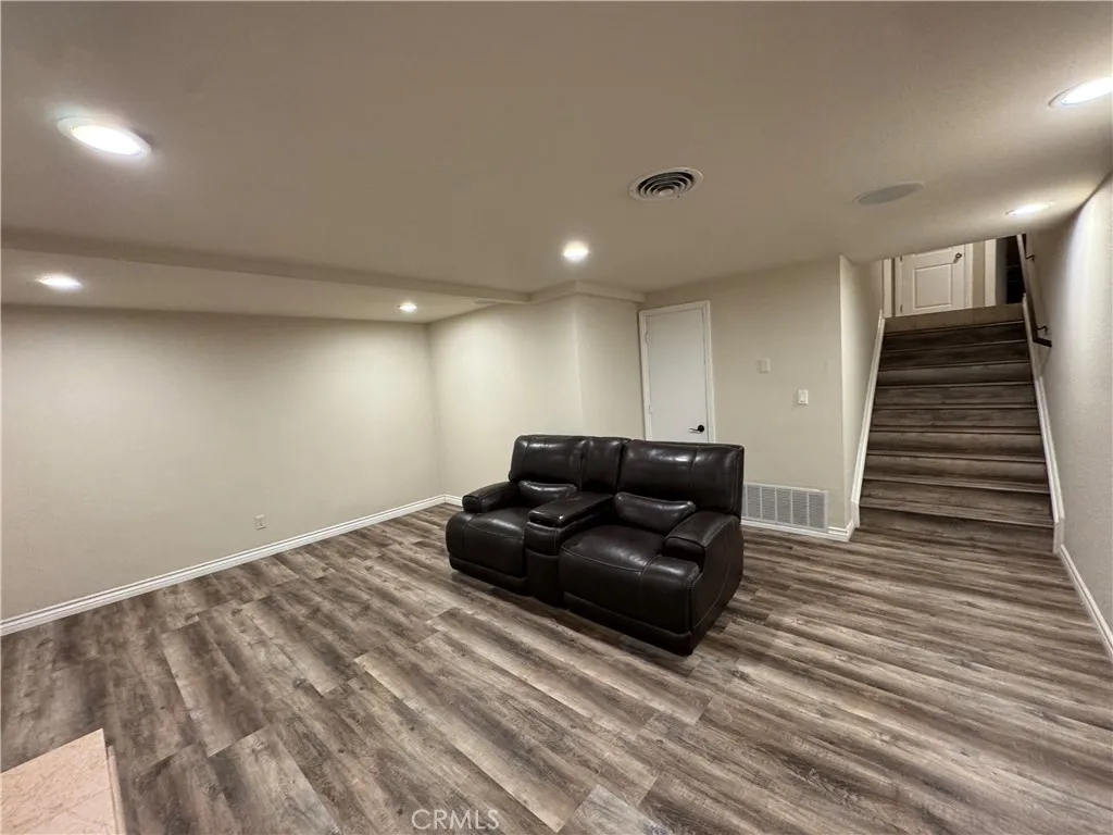 8141 Wadebridge Circle, Huntington Beach, CA 92646