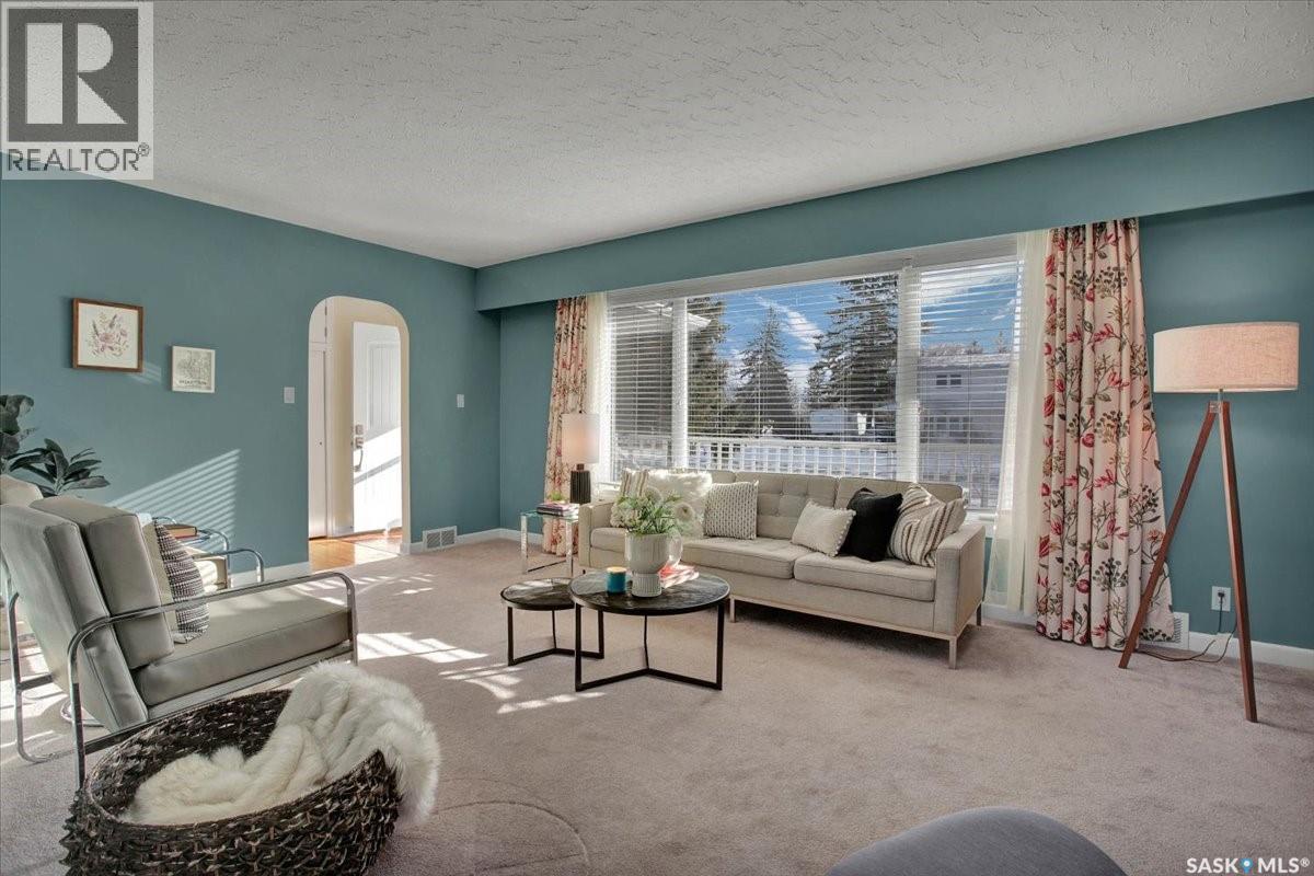 Additional image 3 of 2102 Victoria Avenue, Saskatoon, SK, S7J0W7