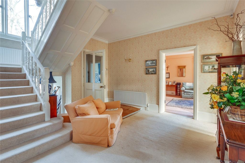 Additional image 3 of 9 bed detached house for saleGillotts Lane, Harpsden, Henley-On-Thames, Oxfordshire RG9