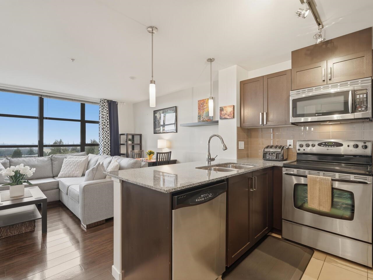 Additional image 4 of 605-306 Sixth Street, New Westminster, BC, V3L 0C9