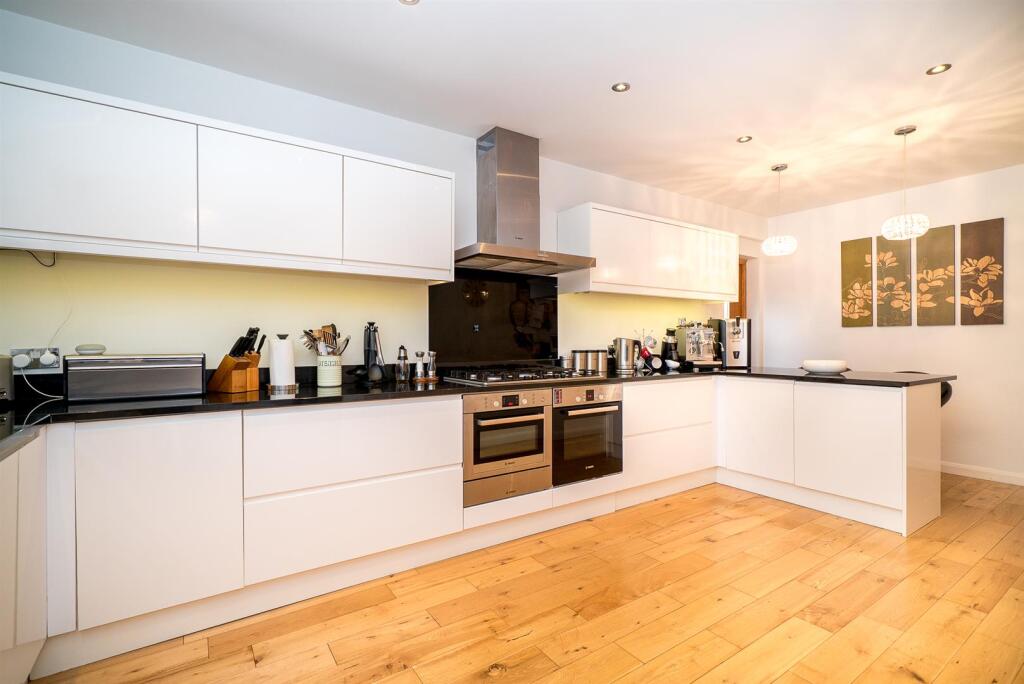 Additional image 14 of Harpenden Road, St. Albans