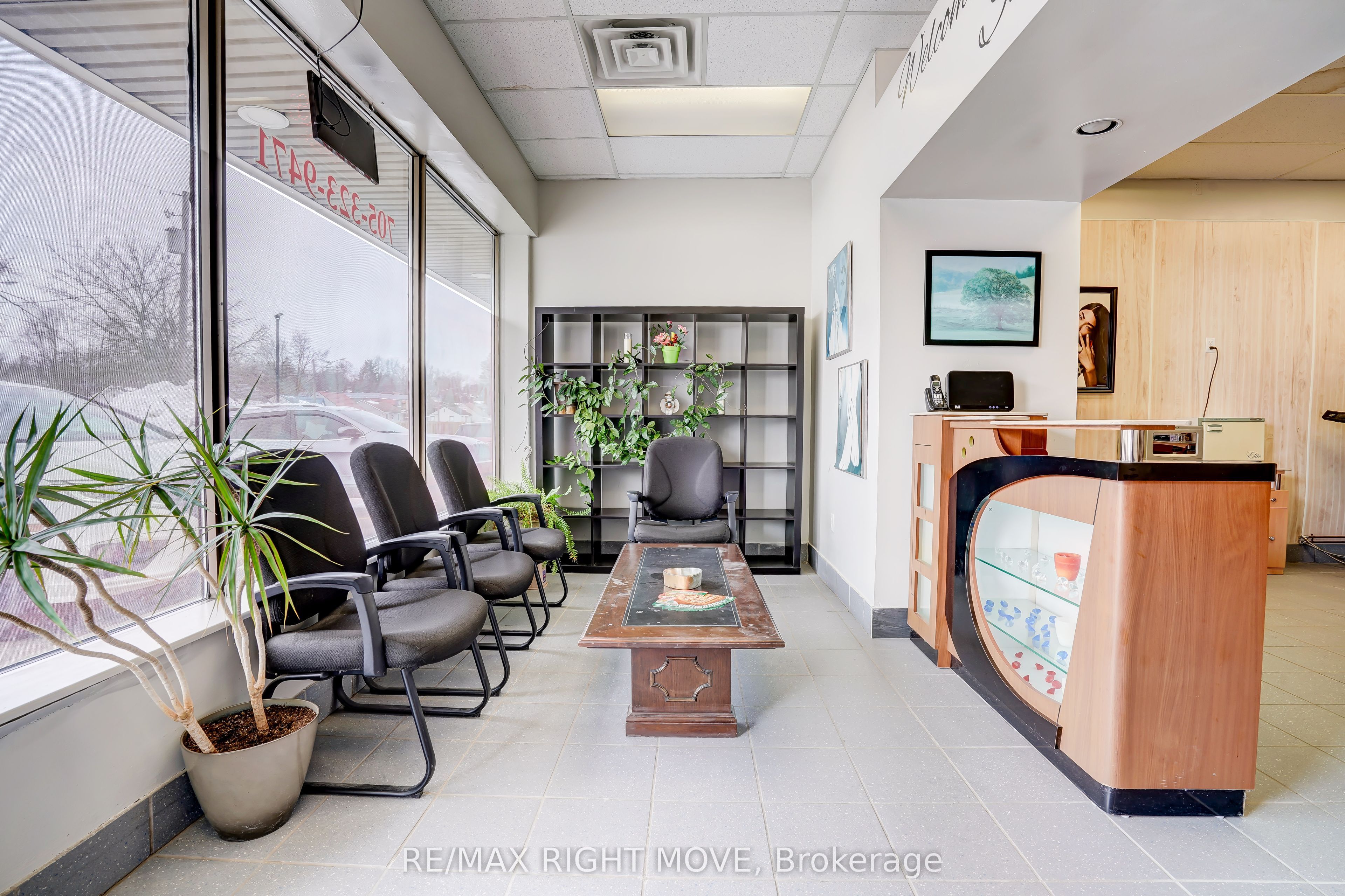 Additional image 4 of 2-170 Memorial Avenue, Orillia, ON, L3V 7M9