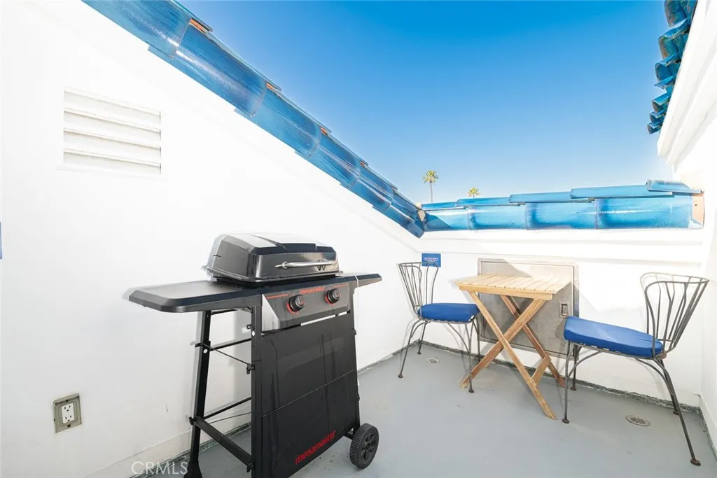 Additional image 36 of 1720 W Oceanfront Unit B, Newport Beach, CA 92663