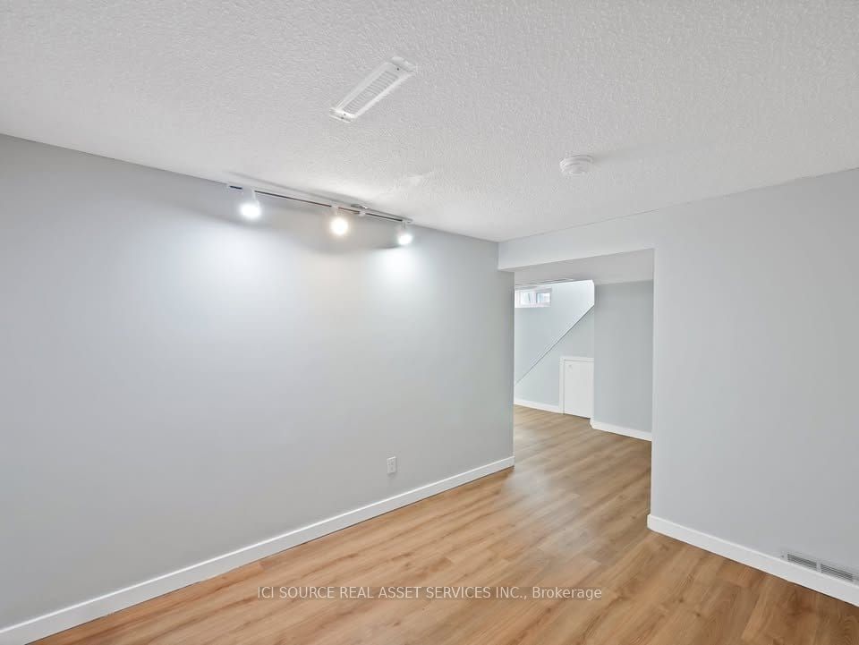 Additional image 3 of Basement-6 Jasmin Crescent, St. Catharines, ON, L2T 2C1