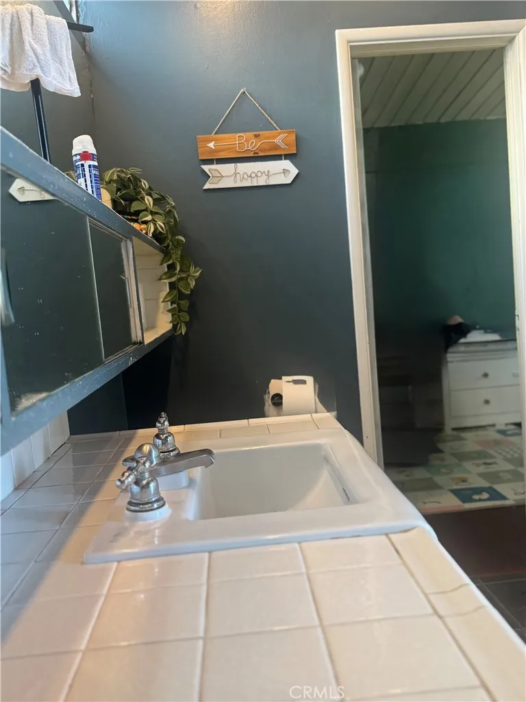 Additional image 62 of 11551 Decente Dr, Studio City, CA 91604