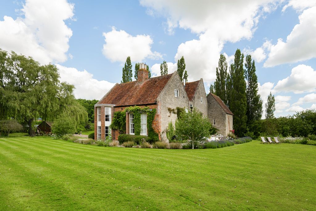 Additional image 9 of 6 bed country house for saleChiselhampton, Oxford OX44