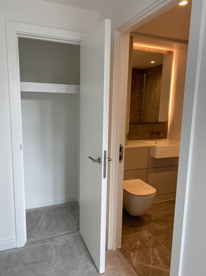 Additional image 6 of 2 Bed Flat, Kennington Lane, SE11, N1 7GU