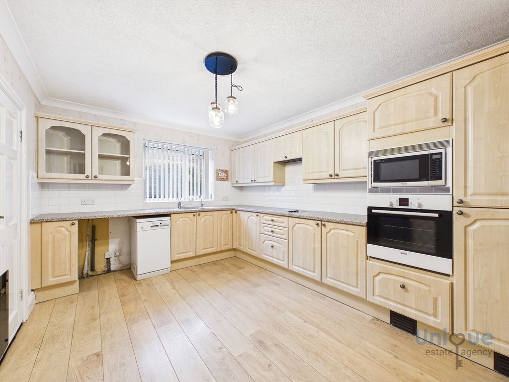 Additional image 7 of 2 bed flat for saleRibble Lodge, 8 West Beach, Lytham St. Annes FY8