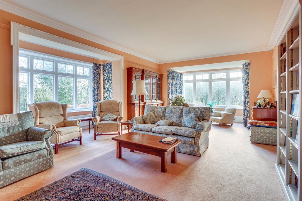 Additional image 4 of 9 bed detached house for saleGillotts Lane, Harpsden, Henley-On-Thames, Oxfordshire RG9