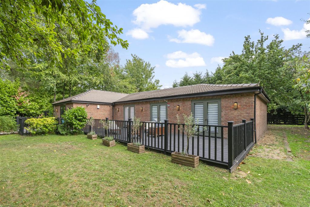 Additional image 83 of 7 bed property for saleLovelace Avenue, Solihull B91