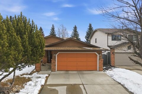 Additional image 8 of 28 Woodstock Way SW, Calgary, AB, T2W 5X3