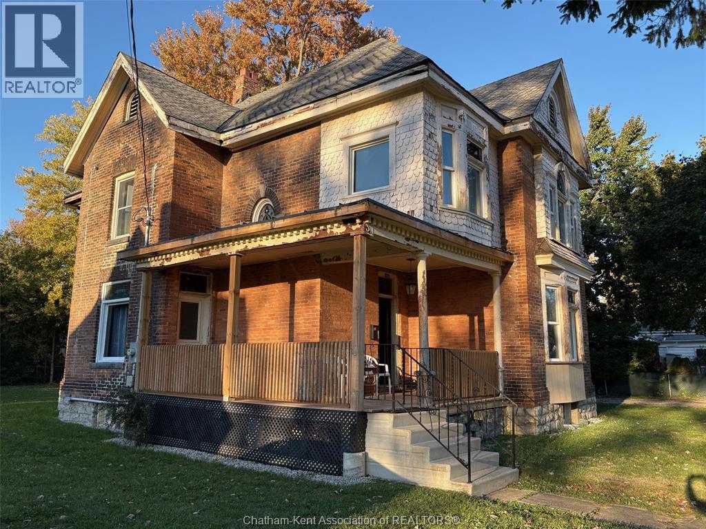 27 & 31 Wade Street, Chatham, ON, N7M3T6