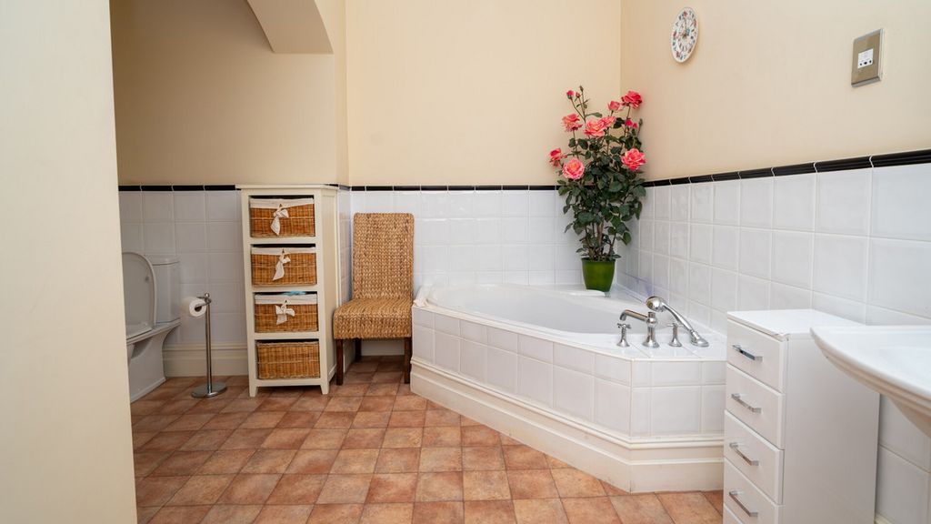 Additional image 12 of 4 bed flat for saleGrange Road Biddulph Stoke-On-Trent, Staffordshire ST8