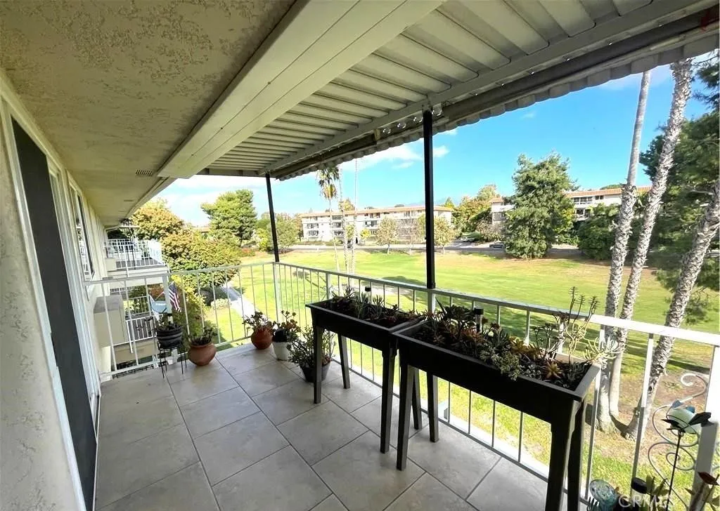 Additional image 21 of 2390 Via Mariposa W Unit 3C, Laguna Woods, CA 92637