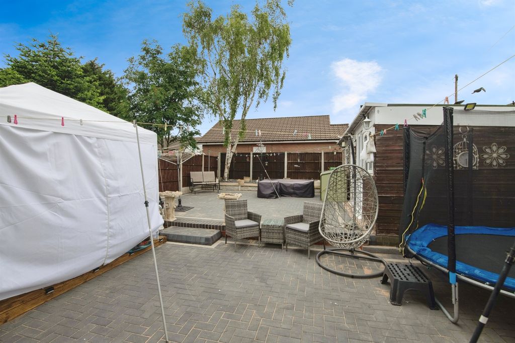 Additional image 17 of 3 bed semi-detached house for saleHighfield Road, Tipton DY4