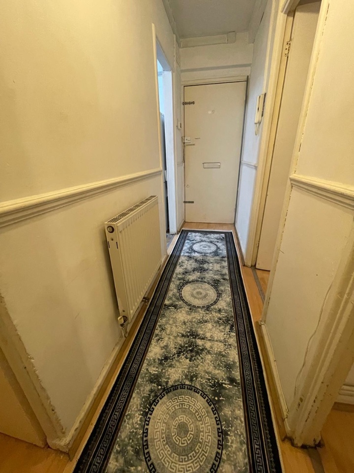 Additional image 8 of 3 Bed Flat, Penrose House, SE17, N1 7GU